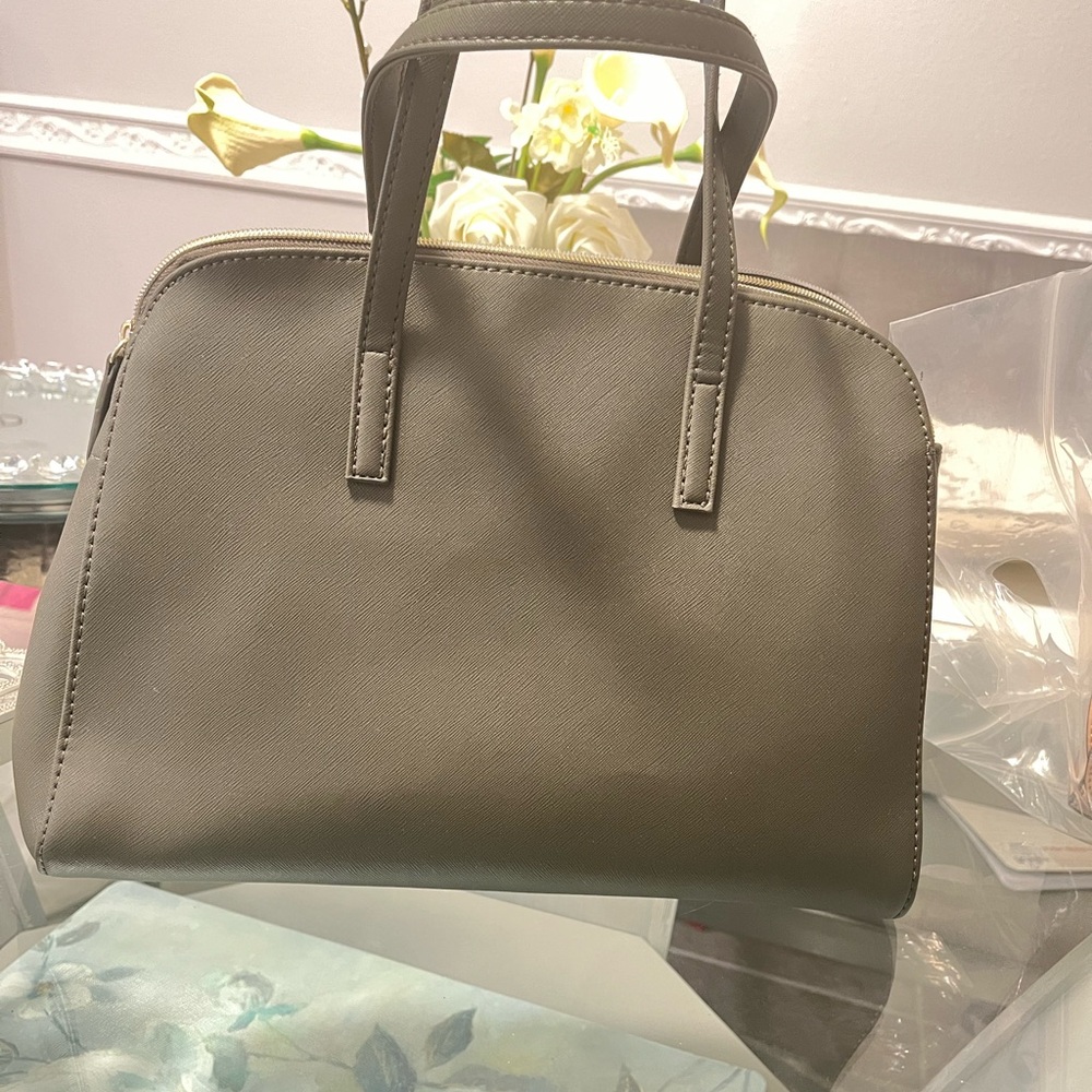 Kenneth Cole Reaction Arbol Dome Satchel - Picture 4 of 10